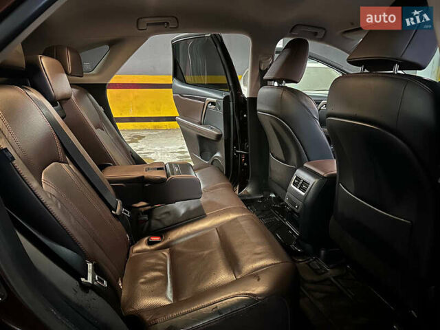 Коричневый Лексус РХ, объемом двигателя 2 л и пробегом 104 тыс. км за 32500 $, фото 27 на Automoto.ua