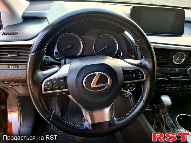 Коричневый Лексус РХ, объемом двигателя 2 л и пробегом 72 тыс. км за 37300 $, фото 10 на Automoto.ua