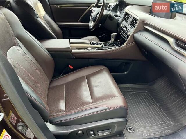 Коричневий Лексус РХ, об'ємом двигуна 2 л та пробігом 105 тис. км за 39000 $, фото 10 на Automoto.ua