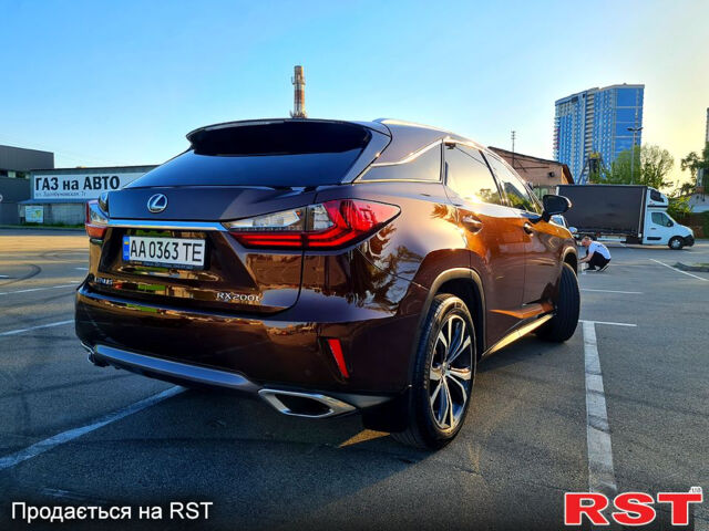Коричневый Лексус РХ, объемом двигателя 2 л и пробегом 72 тыс. км за 37300 $, фото 4 на Automoto.ua