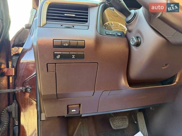 Коричневий Лексус РХ, об'ємом двигуна 2 л та пробігом 178 тис. км за 26500 $, фото 10 на Automoto.ua