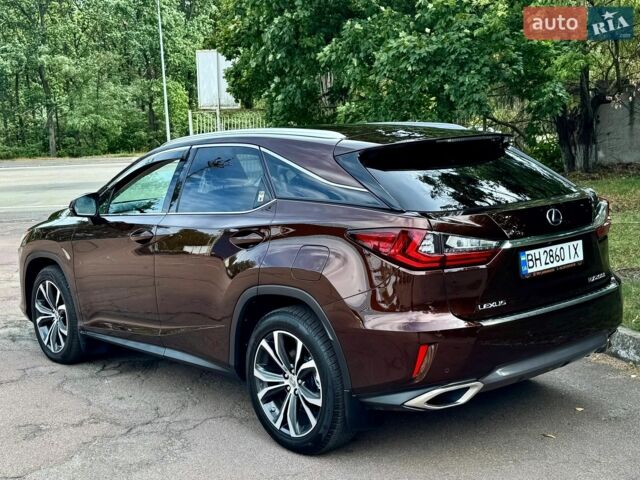 Коричневий Лексус РХ, об'ємом двигуна 2 л та пробігом 228 тис. км за 25900 $, фото 6 на Automoto.ua