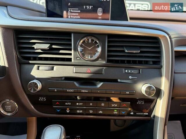 Коричневий Лексус РХ, об'ємом двигуна 2 л та пробігом 178 тис. км за 26500 $, фото 19 на Automoto.ua