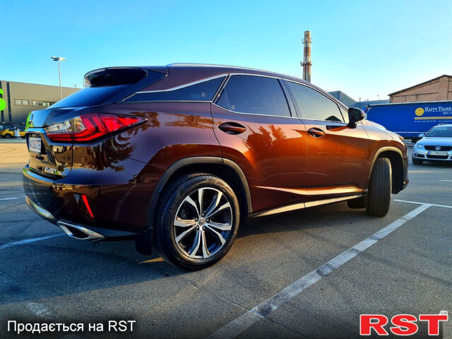 Коричневый Лексус РХ, объемом двигателя 2 л и пробегом 72 тыс. км за 37300 $, фото 3 на Automoto.ua