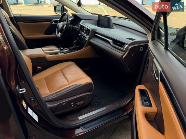 Коричневий Лексус РХ, об'ємом двигуна 2 л та пробігом 228 тис. км за 25900 $, фото 43 на Automoto.ua