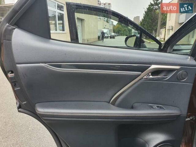 Коричневый Лексус РХ, объемом двигателя 2 л и пробегом 90 тыс. км за 39900 $, фото 15 на Automoto.ua