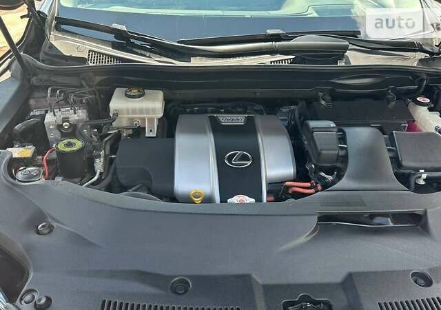 Коричневий Лексус РХ, об'ємом двигуна 3.5 л та пробігом 182 тис. км за 36500 $, фото 3 на Automoto.ua