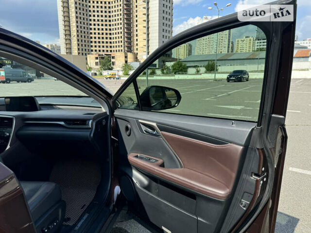 Коричневый Лексус РХ, объемом двигателя 2 л и пробегом 81 тыс. км за 36900 $, фото 16 на Automoto.ua