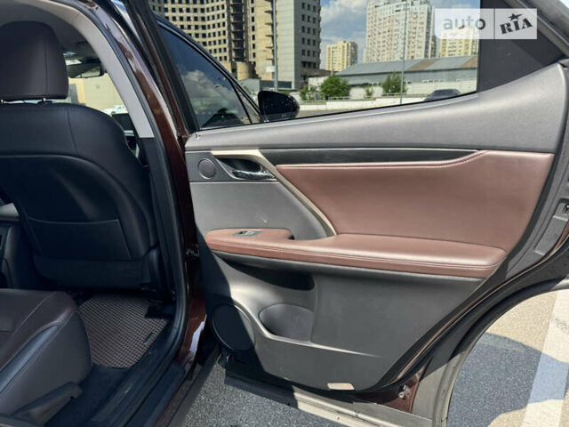 Коричневый Лексус РХ, объемом двигателя 2 л и пробегом 81 тыс. км за 36900 $, фото 13 на Automoto.ua