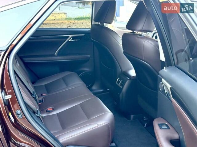 Коричневый Лексус РХ, объемом двигателя 2 л и пробегом 74 тыс. км за 41900 $, фото 50 на Automoto.ua