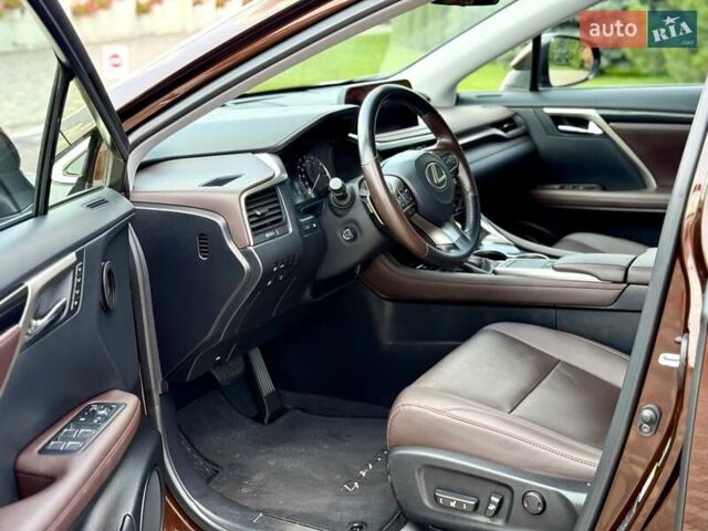 Коричневый Лексус РХ, объемом двигателя 2 л и пробегом 74 тыс. км за 41900 $, фото 25 на Automoto.ua