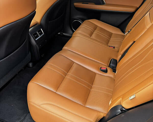 Коричневий Лексус РХ, об'ємом двигуна 3.46 л та пробігом 65 тис. км за 55000 $, фото 11 на Automoto.ua