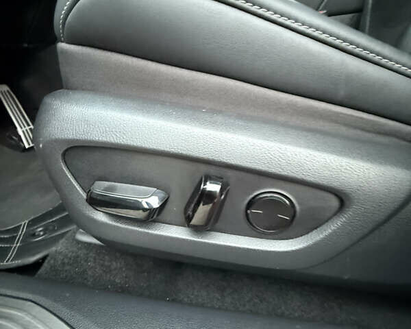 Коричневый Лексус РХ, объемом двигателя 2.39 л и пробегом 31 тыс. км за 56000 $, фото 20 на Automoto.ua