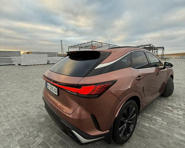 Коричневый Лексус РХ, объемом двигателя 2.39 л и пробегом 31 тыс. км за 56000 $, фото 2 на Automoto.ua