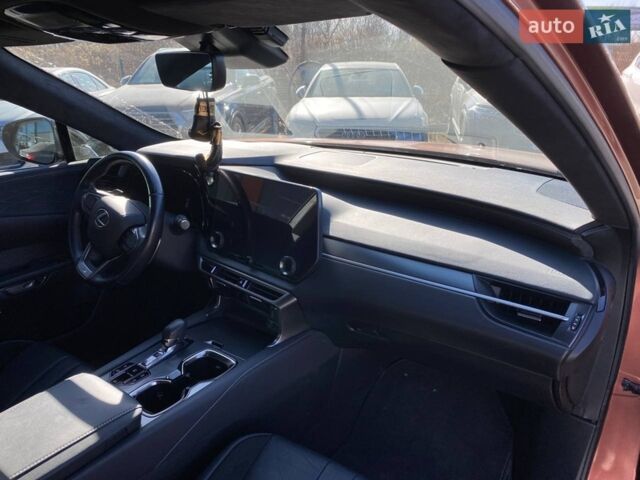 Коричневий Лексус РХ, об'ємом двигуна 2.39 л та пробігом 33 тис. км за 48000 $, фото 9 на Automoto.ua