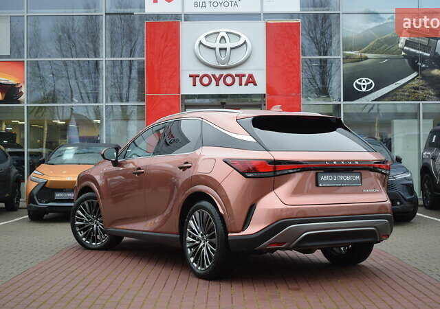 Коричневый Лексус РХ, объемом двигателя 2.5 л и пробегом 3 тыс. км за 99000 $, фото 1 на Automoto.ua