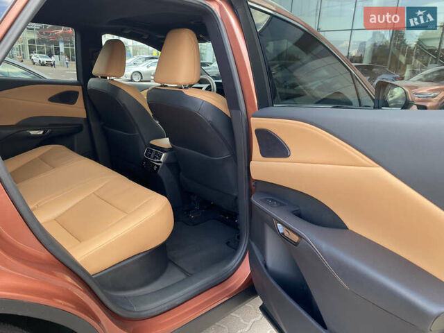 Коричневый Лексус РХ, объемом двигателя 2.4 л и пробегом 11 тыс. км за 62999 $, фото 41 на Automoto.ua