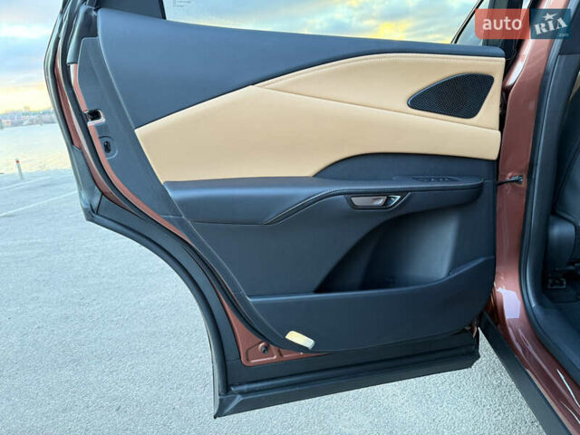 Коричневий Лексус РХ, об'ємом двигуна 2.39 л та пробігом 11 тис. км за 58900 $, фото 39 на Automoto.ua