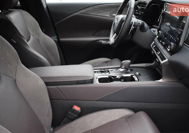 Коричневый Лексус РХ, объемом двигателя 2.5 л и пробегом 3 тыс. км за 99000 $, фото 5 на Automoto.ua