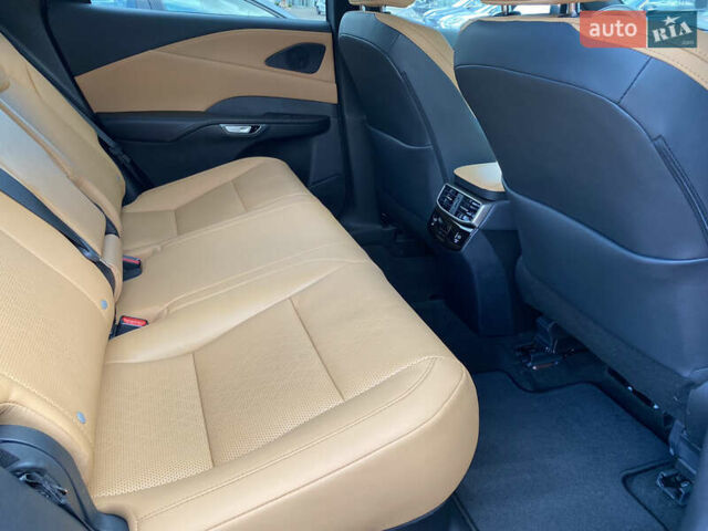 Коричневый Лексус РХ, объемом двигателя 2.4 л и пробегом 11 тыс. км за 62999 $, фото 43 на Automoto.ua