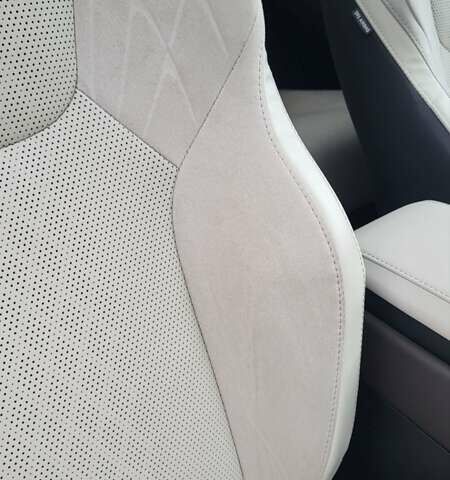 Червоний Лексус РХ, об'ємом двигуна 2.49 л та пробігом 25 тис. км за 81900 $, фото 13 на Automoto.ua