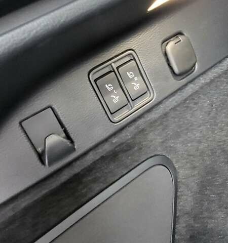 Червоний Лексус РХ, об'ємом двигуна 2.49 л та пробігом 25 тис. км за 81900 $, фото 3 на Automoto.ua