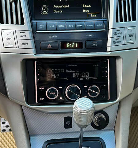 Красный Лексус РХ, объемом двигателя 3.5 л и пробегом 290 тыс. км за 10377 $, фото 17 на Automoto.ua