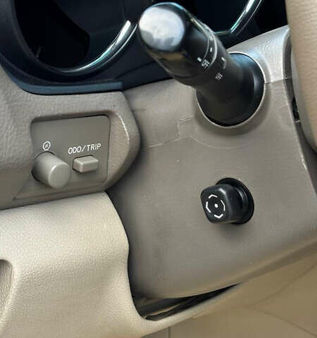 Красный Лексус РХ, объемом двигателя 3.5 л и пробегом 290 тыс. км за 10377 $, фото 24 на Automoto.ua