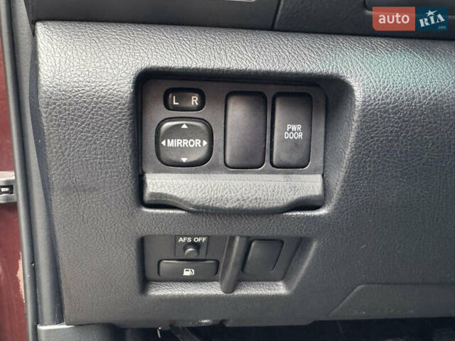 Красный Лексус РХ, объемом двигателя 0 л и пробегом 202 тыс. км за 13700 $, фото 45 на Automoto.ua