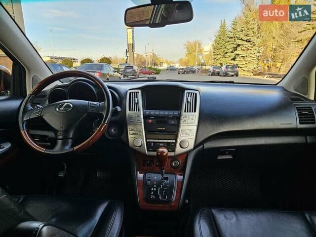 Красный Лексус РХ, объемом двигателя 3.5 л и пробегом 190 тыс. км за 9200 $, фото 17 на Automoto.ua