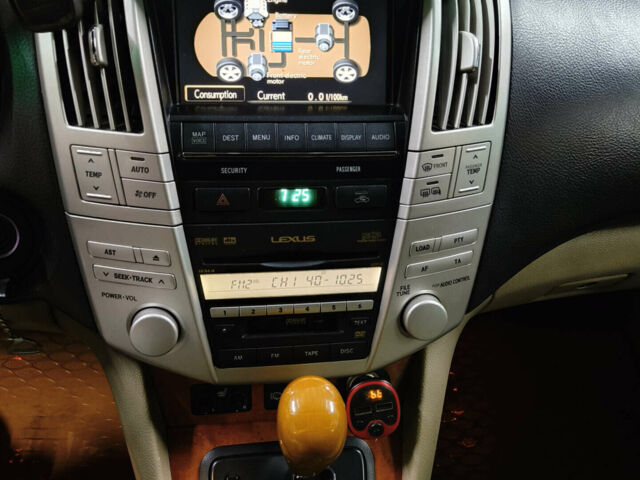 Красный Лексус РХ, объемом двигателя 3.31 л и пробегом 420 тыс. км за 12800 $, фото 6 на Automoto.ua