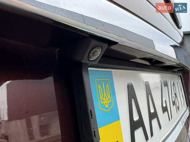 Красный Лексус РХ, объемом двигателя 0 л и пробегом 202 тыс. км за 13700 $, фото 21 на Automoto.ua