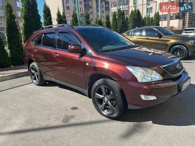 Красный Лексус РХ, объемом двигателя 3.5 л и пробегом 251 тыс. км за 11100 $, фото 2 на Automoto.ua