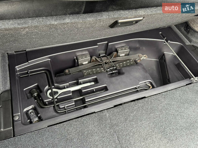 Красный Лексус РХ, объемом двигателя 0 л и пробегом 202 тыс. км за 13700 $, фото 62 на Automoto.ua