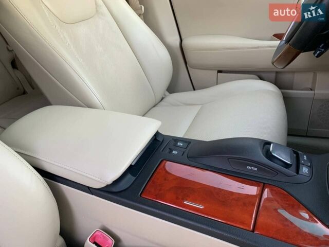 Червоний Лексус РХ, об'ємом двигуна 3.46 л та пробігом 220 тис. км за 17200 $, фото 15 на Automoto.ua