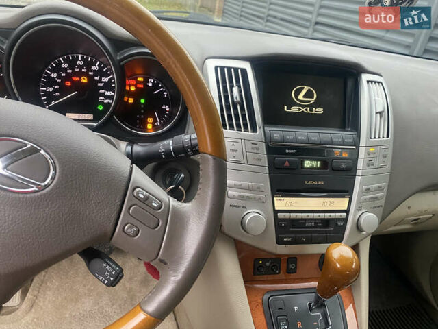 Красный Лексус РХ, объемом двигателя 3.5 л и пробегом 180 тыс. км за 9500 $, фото 7 на Automoto.ua