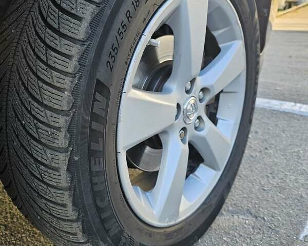 Красный Лексус РХ, объемом двигателя 3.5 л и пробегом 190 тыс. км за 8500 $, фото 32 на Automoto.ua