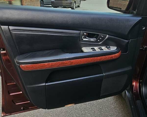 Красный Лексус РХ, объемом двигателя 3.5 л и пробегом 190 тыс. км за 9200 $, фото 23 на Automoto.ua