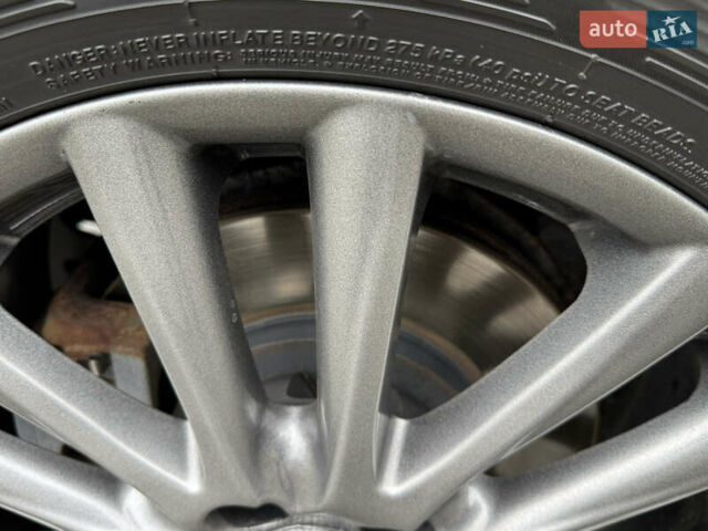 Красный Лексус РХ, объемом двигателя 0 л и пробегом 202 тыс. км за 13700 $, фото 19 на Automoto.ua