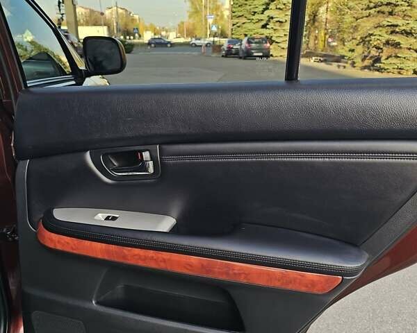 Красный Лексус РХ, объемом двигателя 3.5 л и пробегом 190 тыс. км за 9200 $, фото 14 на Automoto.ua