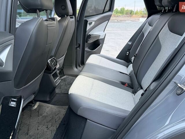 Красный Лексус РХ, объемом двигателя 3.46 л и пробегом 270 тыс. км за 13900 $, фото 1 на Automoto.ua