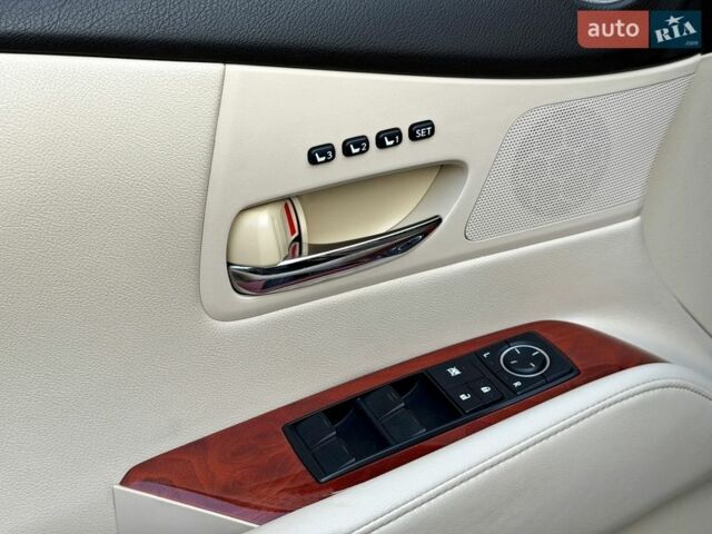 Червоний Лексус РХ, об'ємом двигуна 3.46 л та пробігом 108 тис. км за 16800 $, фото 65 на Automoto.ua