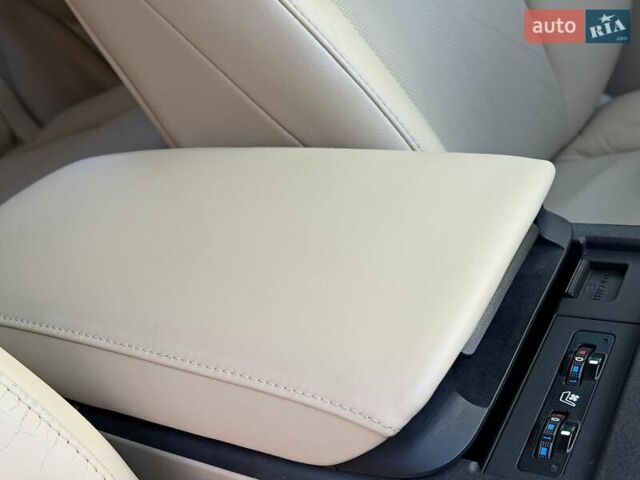 Червоний Лексус РХ, об'ємом двигуна 3.46 л та пробігом 108 тис. км за 16800 $, фото 59 на Automoto.ua