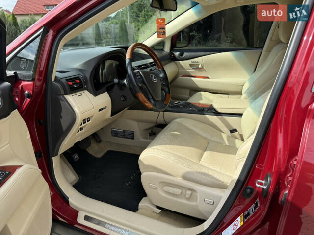 Лексус РХ 2011 в Черновцах на Automoto.ua Красный Лексус РХ, объемом двигателя 3.5 л и пробегом 199 тыс. км за 19999 $, фото 11 на Automoto.ua