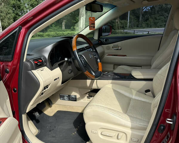 Лексус РХ 2011 в Черновцах на Automoto.ua Красный Лексус РХ, объемом двигателя 3.5 л и пробегом 199 тыс. км за 19999 $, фото 10 на Automoto.ua