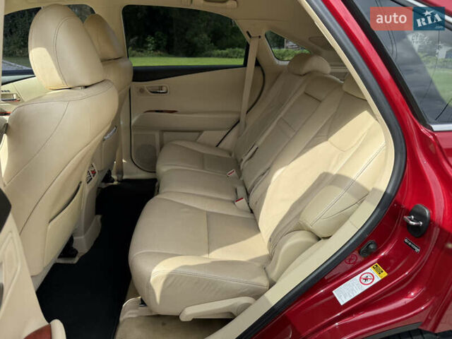 Лексус РХ 2011 в Черновцах на Automoto.ua Красный Лексус РХ, объемом двигателя 3.5 л и пробегом 199 тыс. км за 19999 $, фото 16 на Automoto.ua