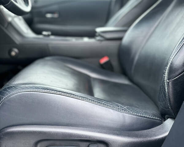 Красный Лексус РХ, объемом двигателя 3.46 л и пробегом 156 тыс. км за 19500 $, фото 12 на Automoto.ua