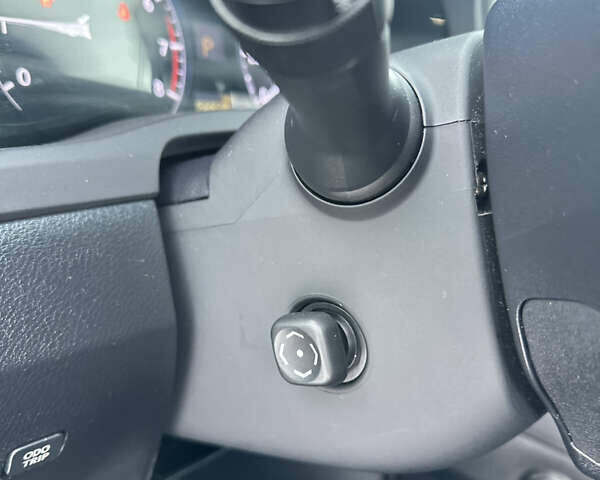 Красный Лексус РХ, объемом двигателя 3.46 л и пробегом 156 тыс. км за 19500 $, фото 14 на Automoto.ua