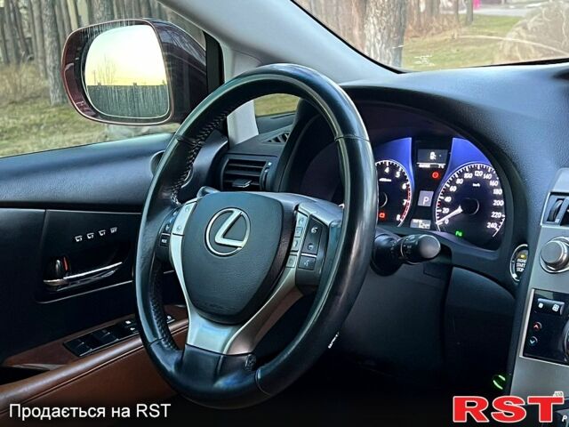 Червоний Лексус РХ, об'ємом двигуна 2.7 л та пробігом 150 тис. км за 17999 $, фото 10 на Automoto.ua