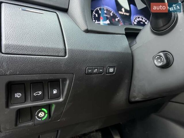 Червоний Лексус РХ, об'ємом двигуна 3.46 л та пробігом 189 тис. км за 21999 $, фото 12 на Automoto.ua